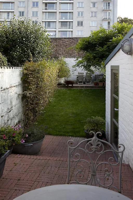 Holiday Accommodation Zen Zand 0*, Bruges Bélgica